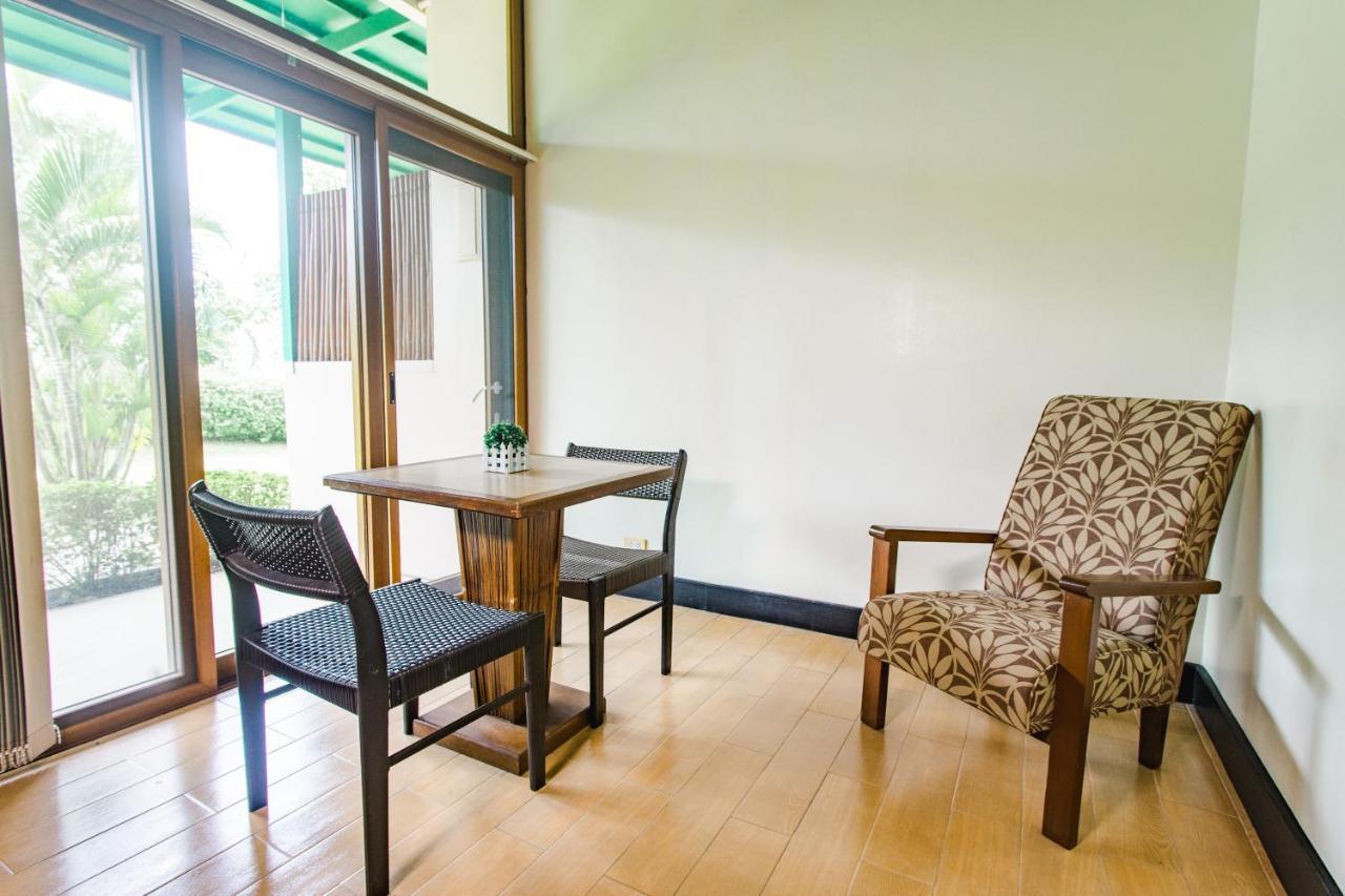 Hotel The Park - Silang Esterno foto